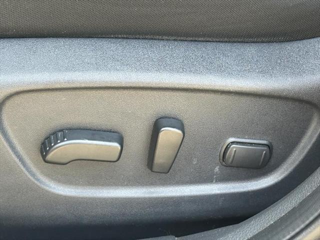 used 2017 Nissan Rogue car