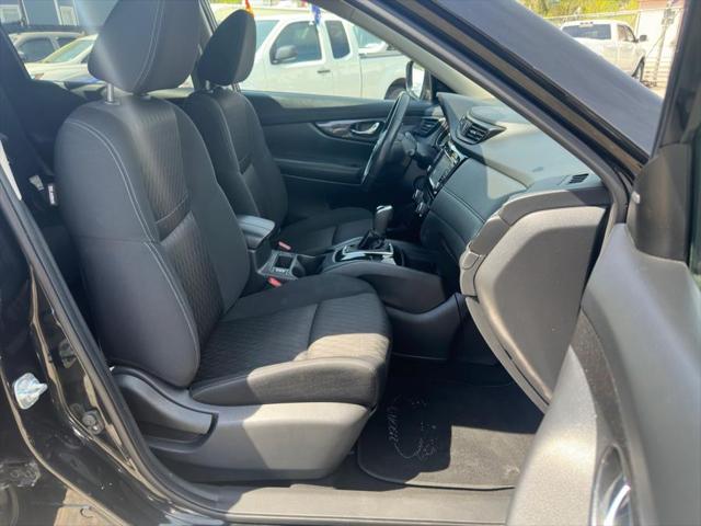 used 2017 Nissan Rogue car