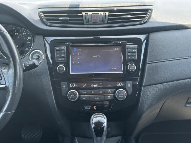 used 2017 Nissan Rogue car