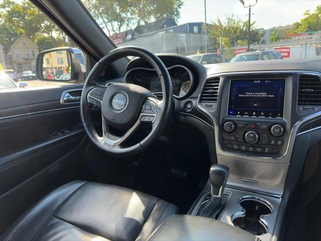 used 2018 Jeep Grand Cherokee car, priced at $15,595