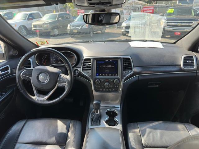 used 2018 Jeep Grand Cherokee car, priced at $15,595