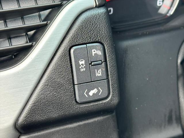 used 2015 GMC Yukon car, priced at $15,995