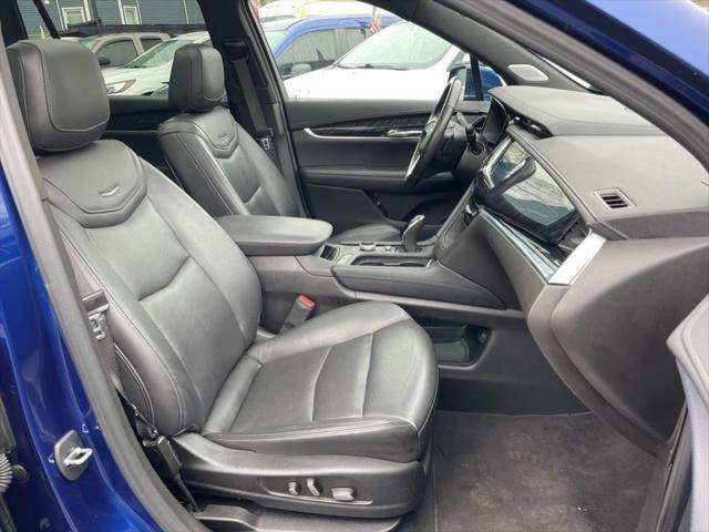 used 2023 Cadillac XT6 car, priced at $33,995