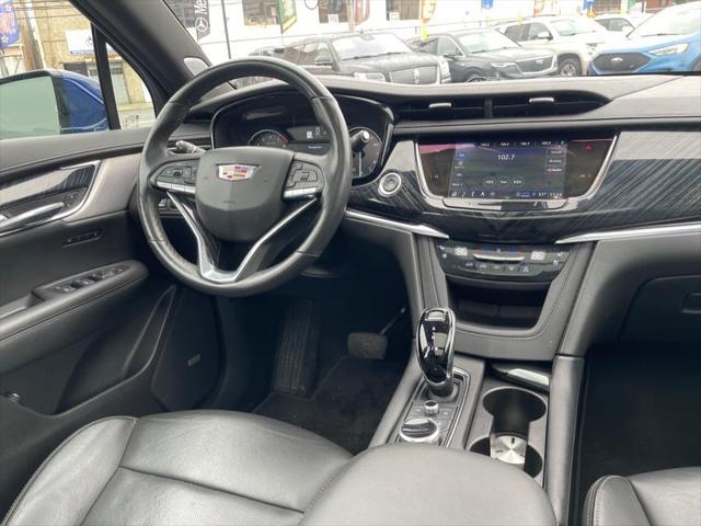 used 2023 Cadillac XT6 car, priced at $33,995