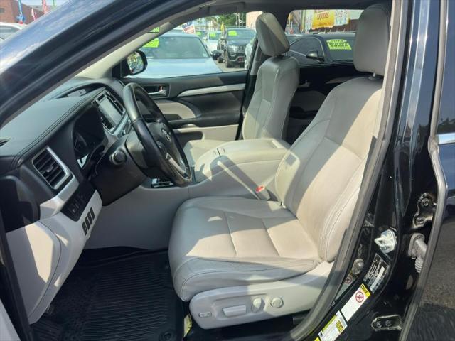 used 2017 Toyota Highlander car, priced at $17,995