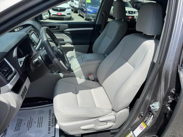 used 2016 Toyota Highlander car, priced at $12,995
