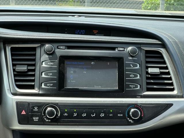 used 2016 Toyota Highlander car, priced at $12,995