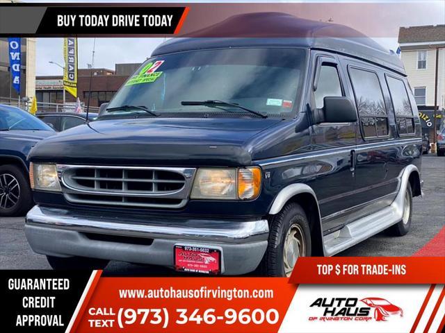 used 2002 Ford E150 car, priced at $8,995