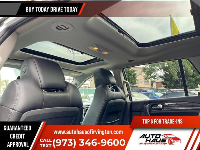 used 2015 Buick Enclave car, priced at $7,995