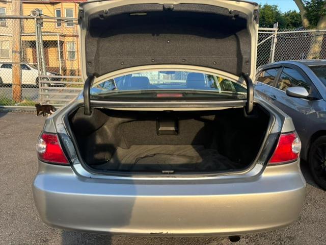 used 2002 Lexus ES 300 car, priced at $4,995