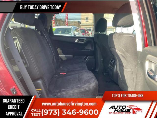 used 2014 Nissan Pathfinder car, priced at $7,995