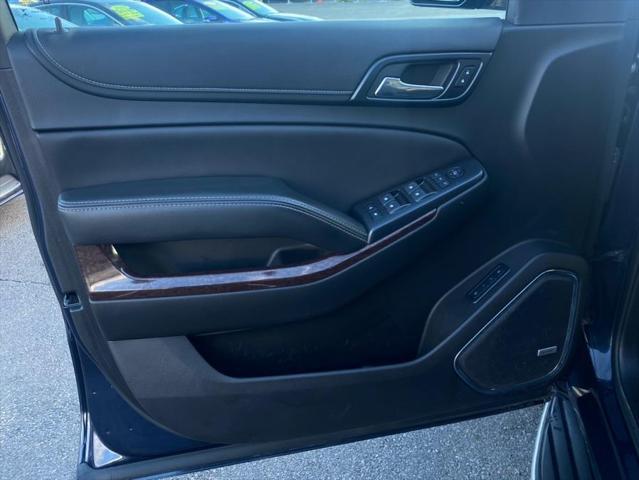 used 2019 GMC Yukon car, priced at $25,995