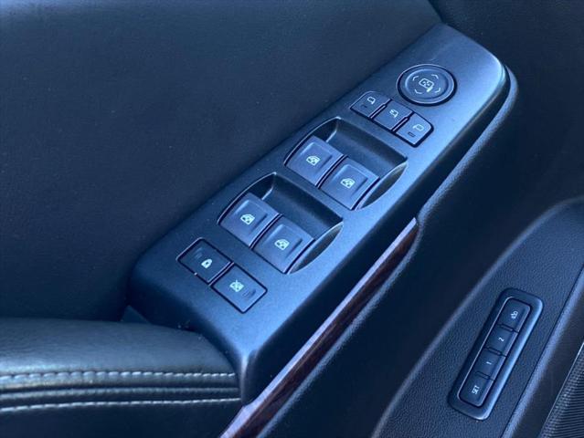 used 2019 GMC Yukon car, priced at $25,995