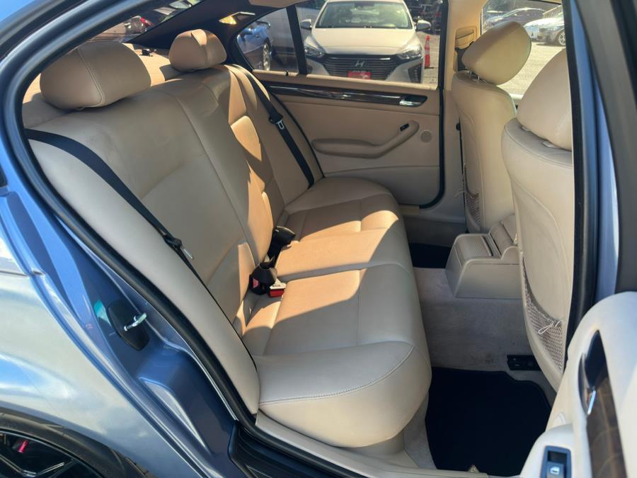 used 2002 BMW 325 car, priced at $4,995