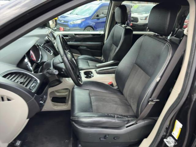 used 2019 Dodge Grand Caravan car
