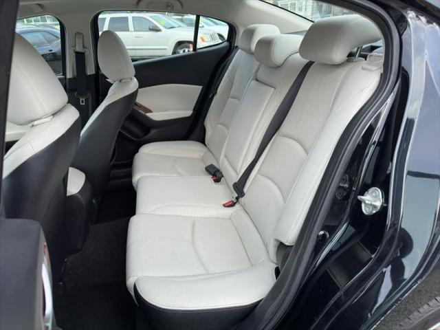 used 2017 Mazda Mazda3 car