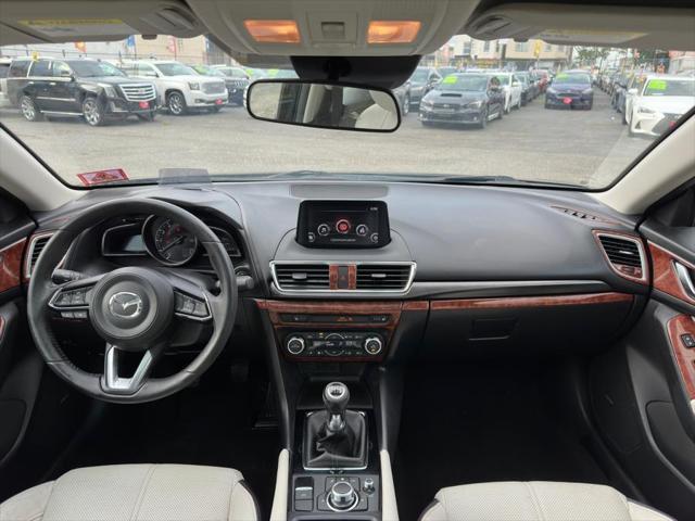 used 2017 Mazda Mazda3 car