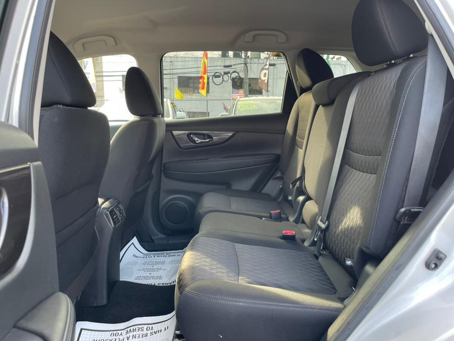 used 2019 Nissan Rogue car, priced at $15,495