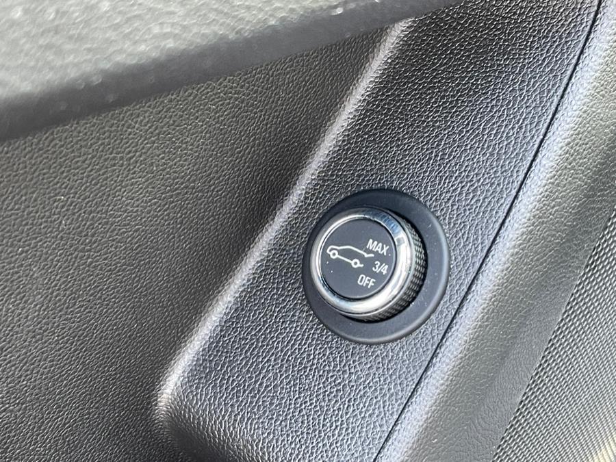 used 2020 Chevrolet Traverse car, priced at $17,995