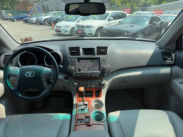 used 2008 Toyota Highlander car, priced at $7,995