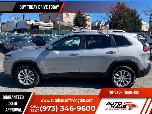 used 2019 Jeep Cherokee car, priced at $10,995