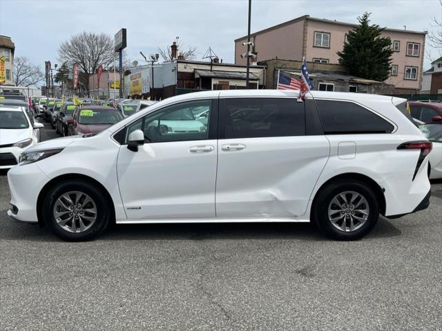 used 2021 Toyota Sienna car, priced at $29,995