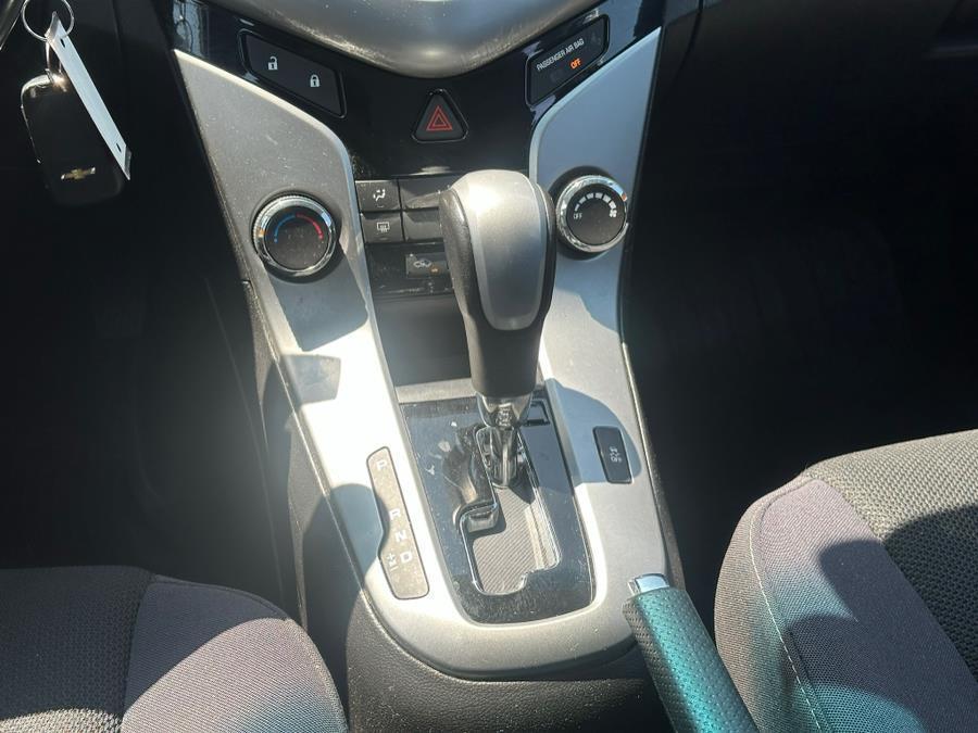 used 2014 Chevrolet Cruze car, priced at $3,950