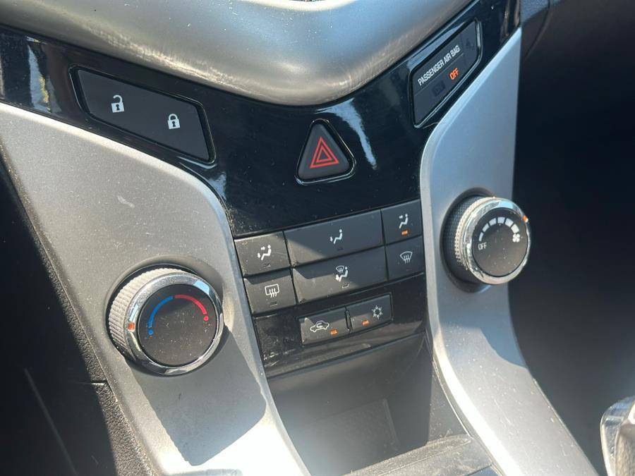 used 2014 Chevrolet Cruze car, priced at $3,950