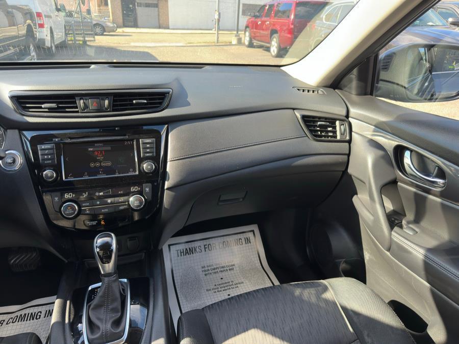 used 2020 Nissan Rogue car, priced at $14,495