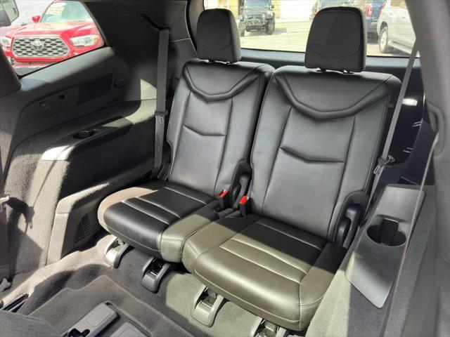 used 2022 Cadillac XT6 car, priced at $28,995