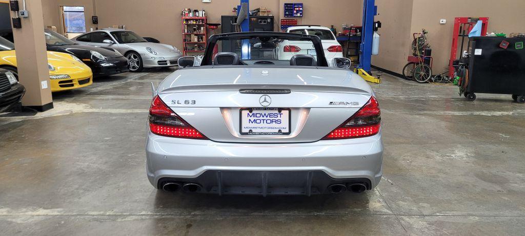 used 2009 Mercedes-Benz SL-Class car, priced at $39,699