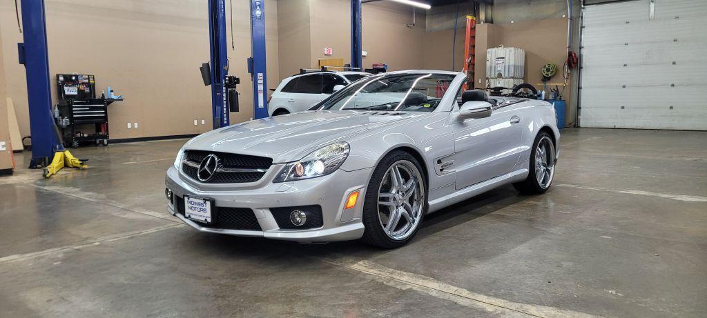 used 2009 Mercedes-Benz SL-Class car, priced at $39,699