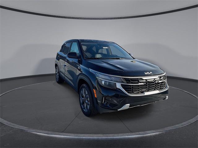 new 2025 Kia Seltos car, priced at $26,550