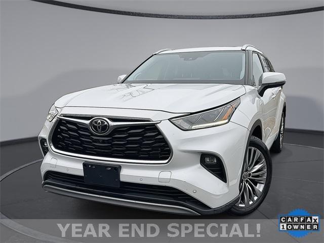 used 2022 Toyota Highlander car, priced at $40,777