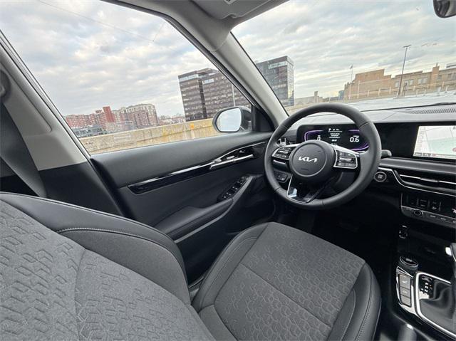 new 2025 Kia Seltos car, priced at $28,550