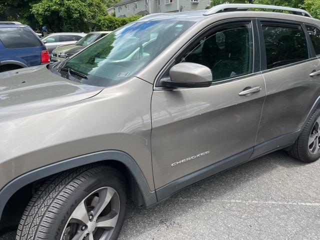 used 2019 Jeep Cherokee car, priced at $17,866