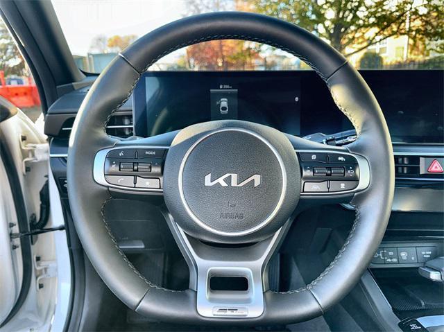 new 2025 Kia K5 car, priced at $33,425