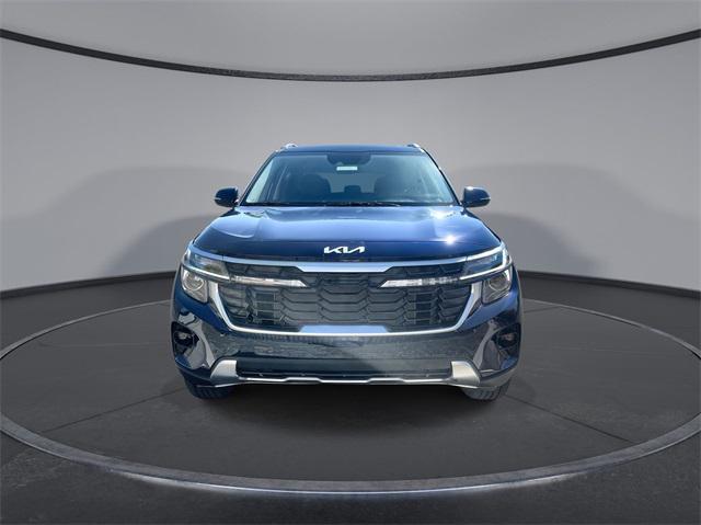 new 2025 Kia Seltos car, priced at $30,655