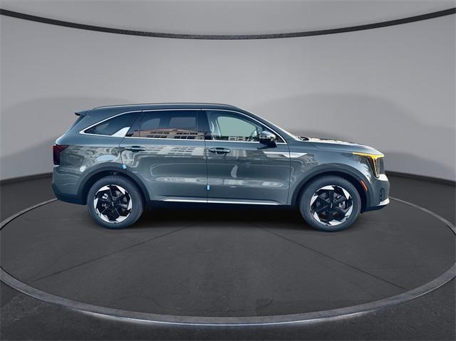 new 2025 Kia Sorento Hybrid car, priced at $42,450