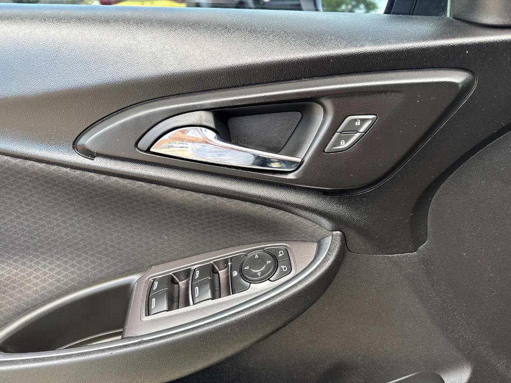 used 2019 Chevrolet Malibu car, priced at $9,983