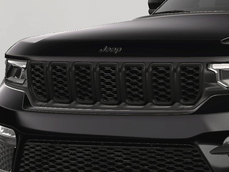 new 2025 Jeep Grand Cherokee car, priced at $42,670