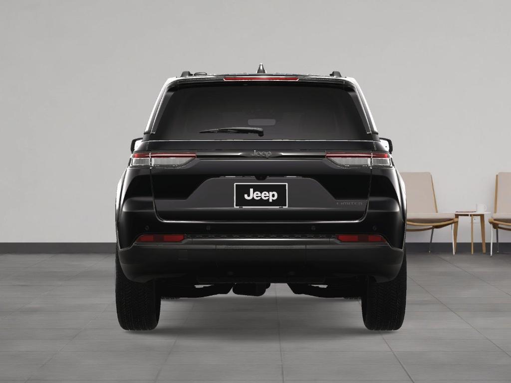 new 2025 Jeep Grand Cherokee car, priced at $42,670