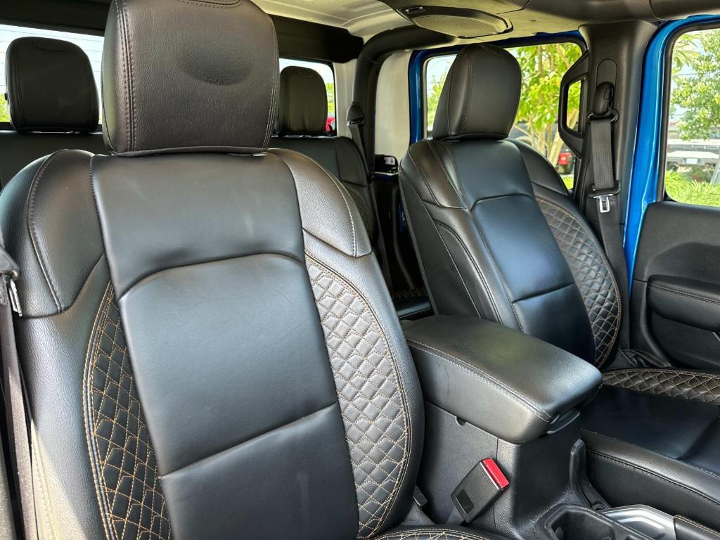 used 2023 Jeep Gladiator car, priced at $34,457