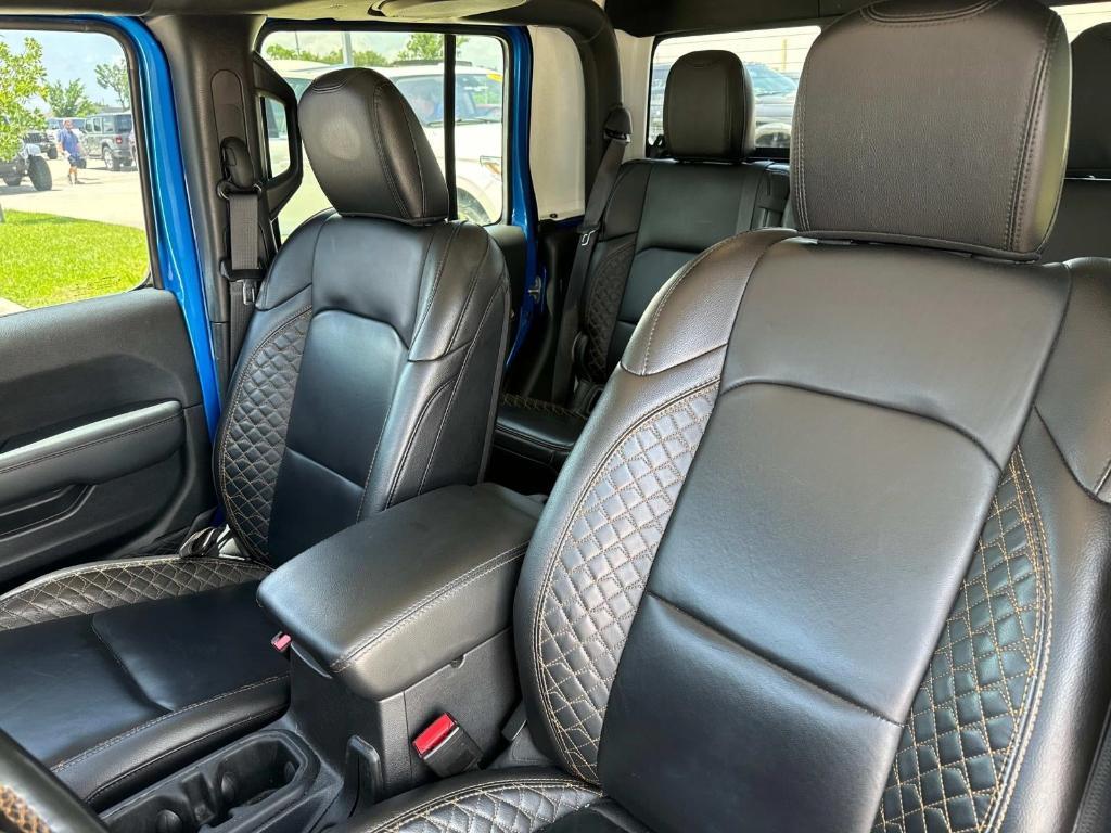 used 2023 Jeep Gladiator car, priced at $34,457