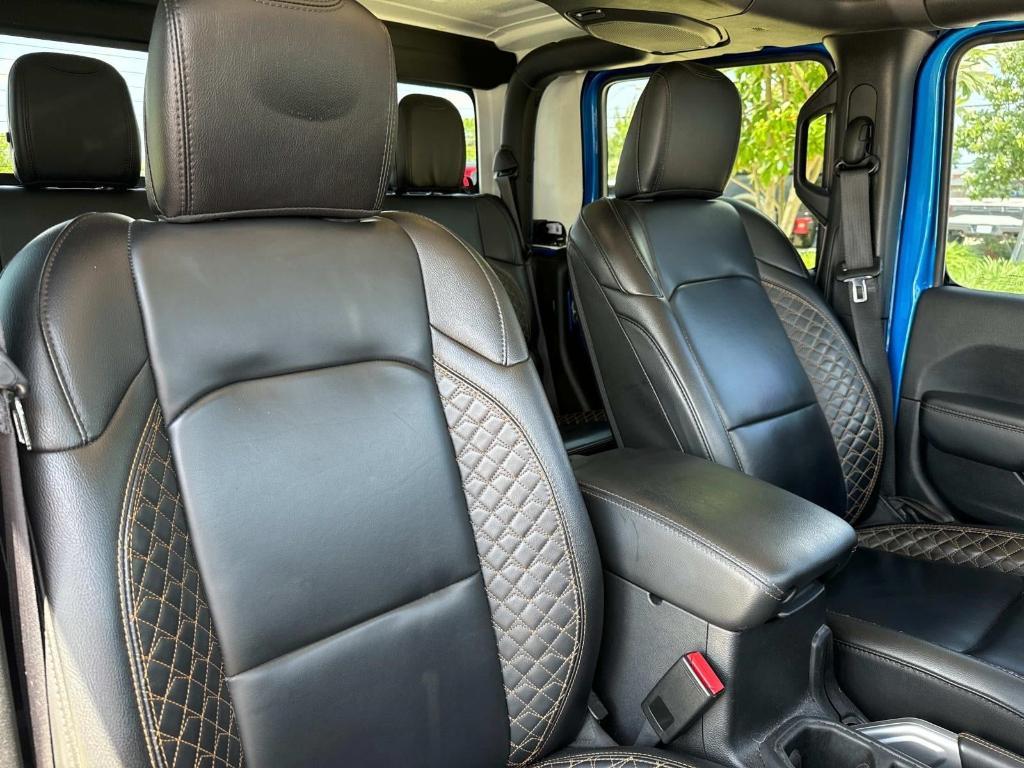 used 2023 Jeep Gladiator car, priced at $34,457