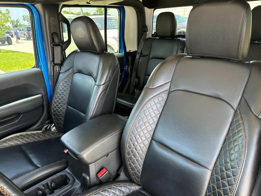 used 2023 Jeep Gladiator car, priced at $34,457