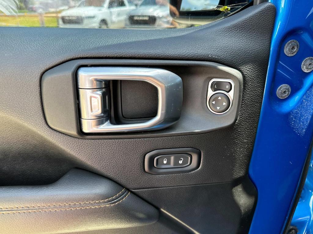 used 2023 Jeep Gladiator car, priced at $34,457