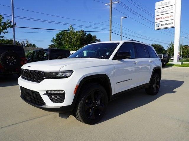 new 2024 Jeep Grand Cherokee car, priced at $50,425