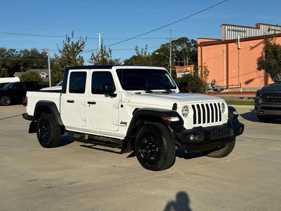 used 2022 Jeep Gladiator car, priced at $30,992