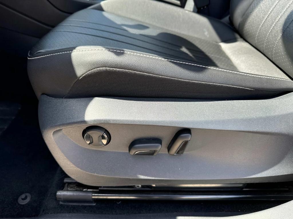 used 2024 Volkswagen Tiguan car, priced at $25,900